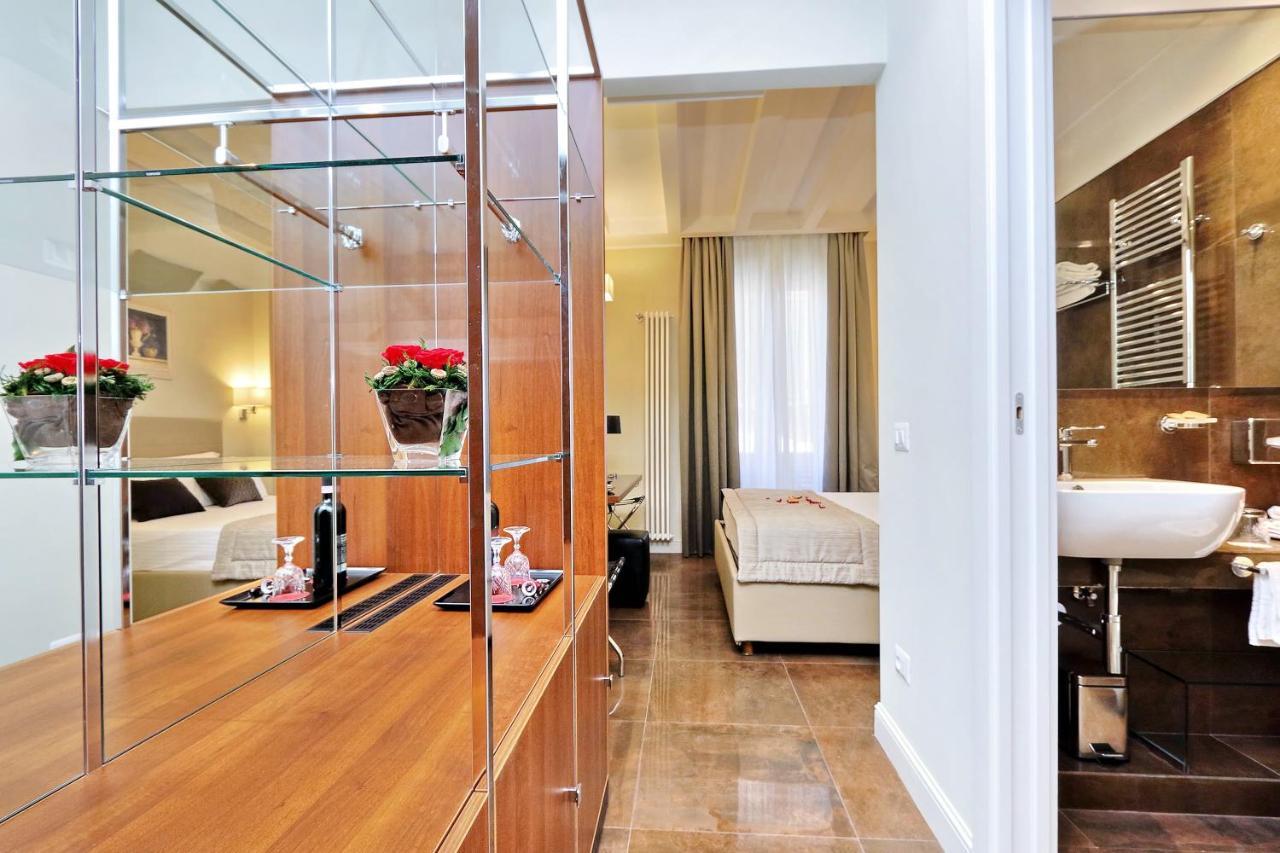 Piazza Venezia Grand Couette-café Rome
